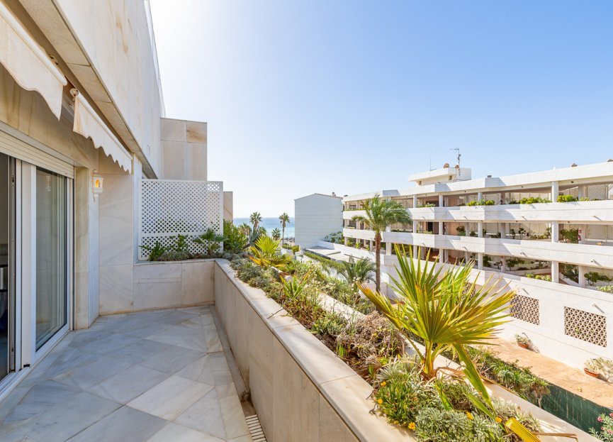 Resale - Apartment - Penthouse - Marbella - Puerto Banús