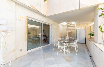 Resale - Apartment - Penthouse - Marbella - Puerto Banús