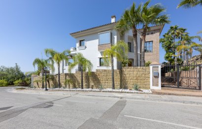 Resale - House - Detached Villa - Benahavís - Los Arqueros