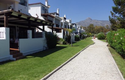 Resale - House - Townhouse - Marbella - Nueva Andalucia