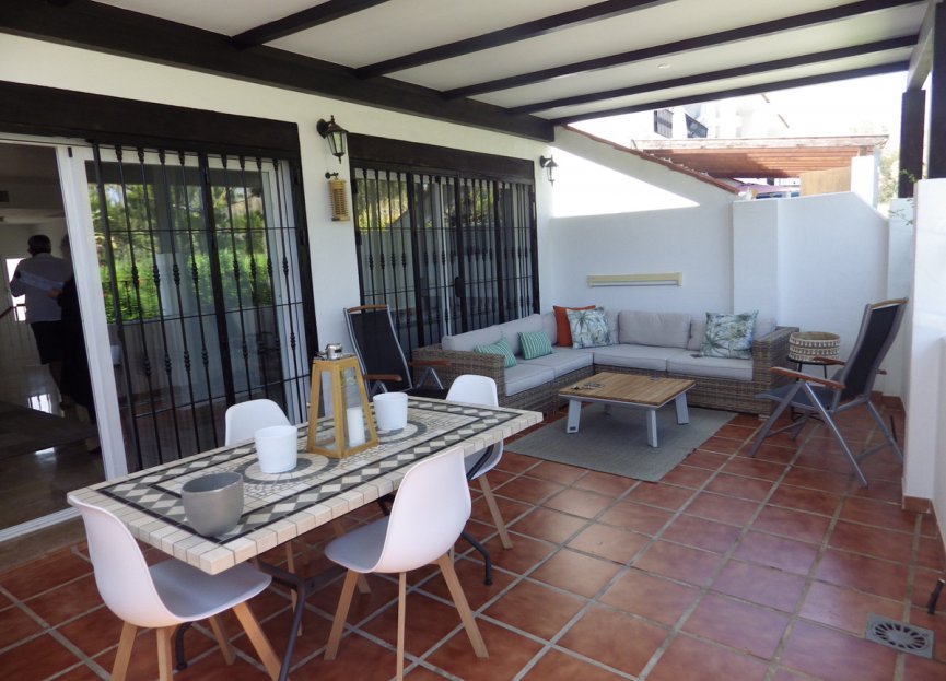 Resale - House - Townhouse - Marbella - Nueva Andalucia