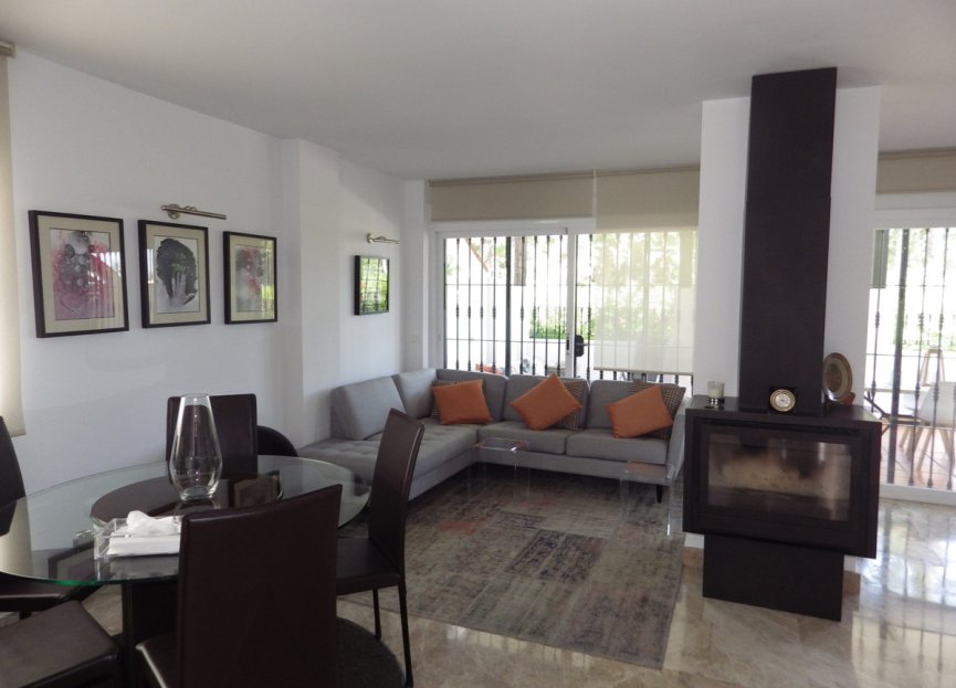 Resale - House - Townhouse - Marbella - Nueva Andalucia