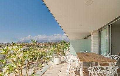 Resale - House - Townhouse - Estepona - Estepona Centro