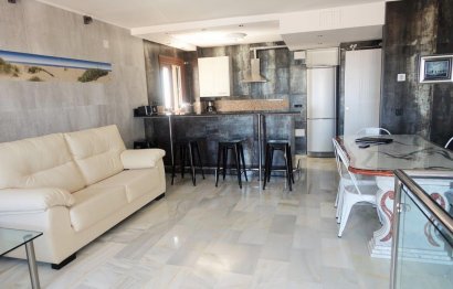 Resale - Apartment - Middle Floor Apartment - Marbella - Puerto Banús