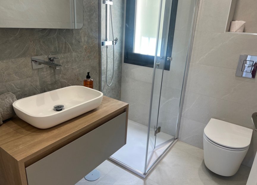 Resale - Apartment - Middle Floor Apartment - Benahavís - La Quinta