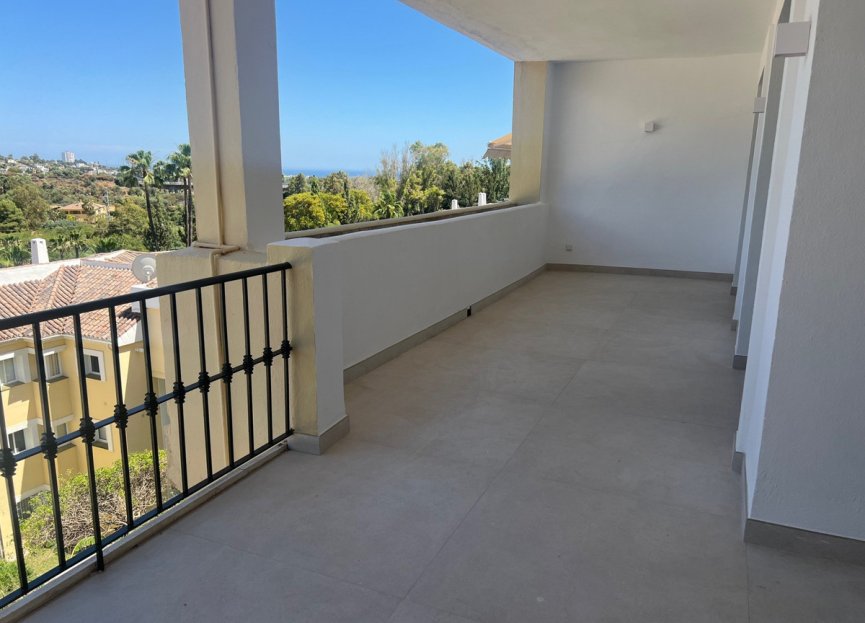 Resale - Apartment - Middle Floor Apartment - Benahavís - La Quinta