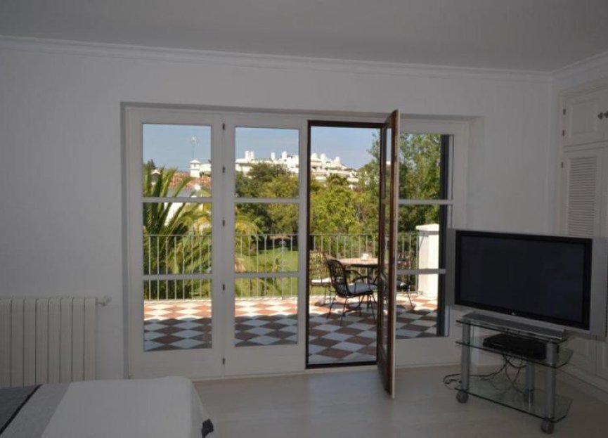 Reventa - House - Detached Villa - Marbella - Guadalmina Baja