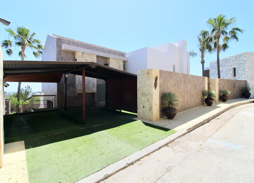 Resale - House - Detached Villa - Benahavís - Benahavís Centro