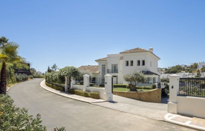 Reventa - House - Detached Villa - Benahavís - Benahavís Centro