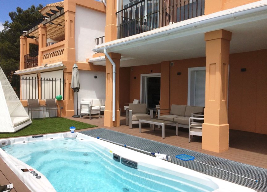 Resale - House - Townhouse - Marbella - Elviria