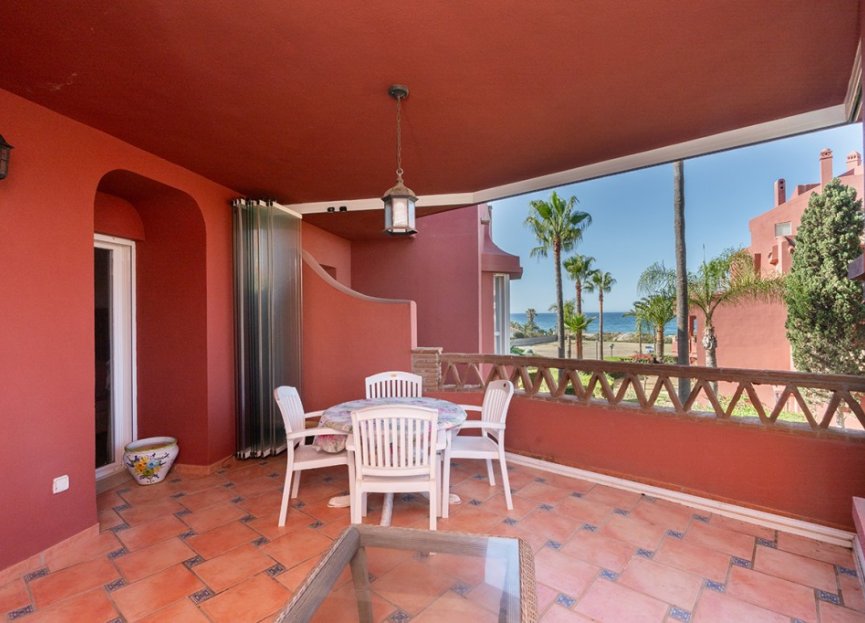 Resale - Apartment - Middle Floor Apartment - Marbella - Elviria