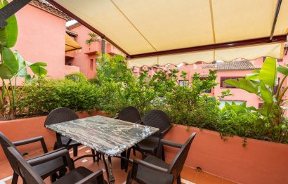 Resale - Apartment - Middle Floor Apartment - Marbella