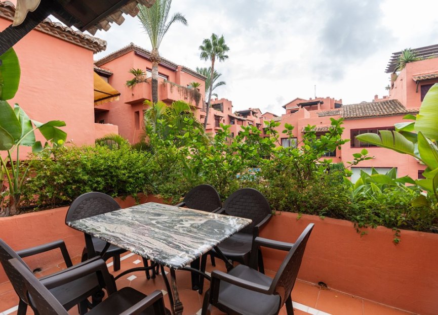 Resale - Apartment - Middle Floor Apartment - Marbella - Marbella Centro