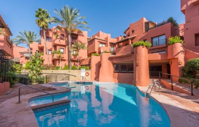 Resale - Apartment - Middle Floor Apartment - Marbella