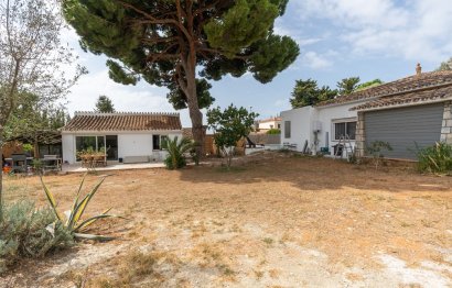 Resale - House - Detached Villa - Marbella - Marbella Centro