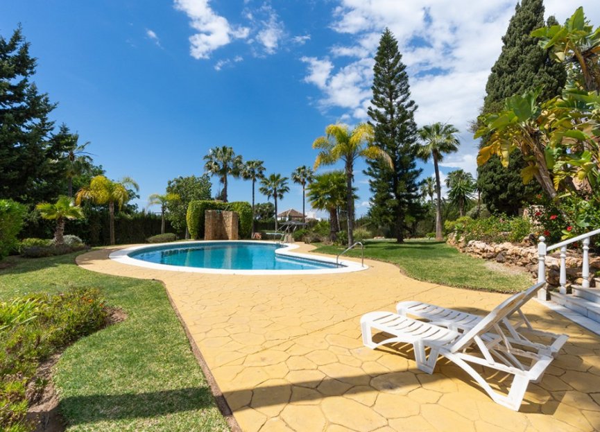 Reventa - House - Detached Villa - Marbella - Elviria