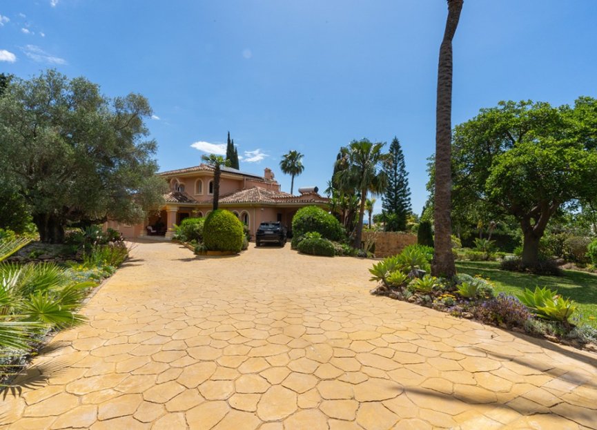 Reventa - House - Detached Villa - Marbella - Elviria