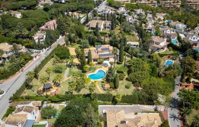 Resale - House - Detached Villa - Marbella - Elviria