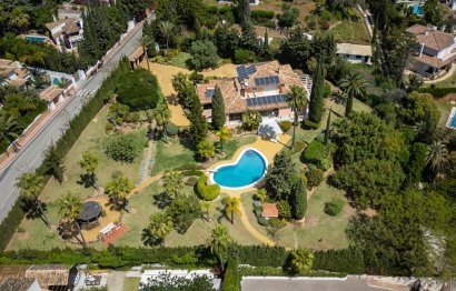 Reventa - House - Detached Villa - Marbella - Elviria