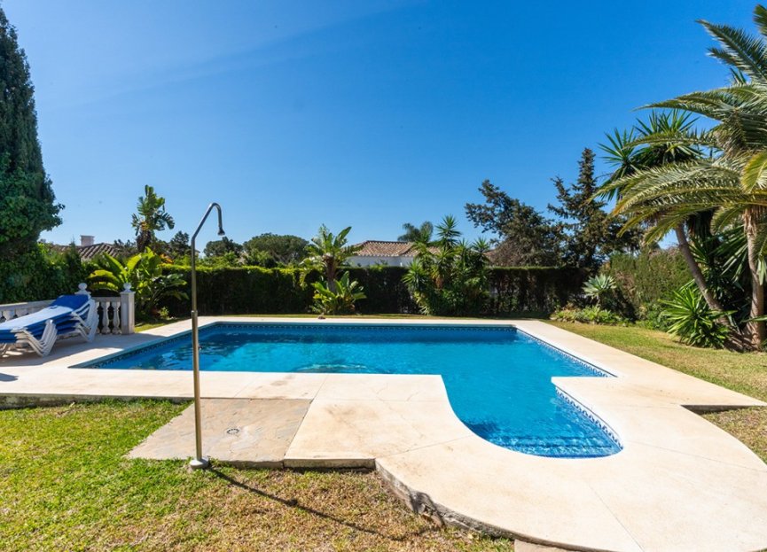 Resale - House - Detached Villa - Marbella - Marbesa