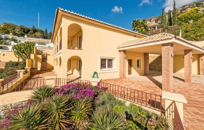 Resale - House - Detached Villa - Benalmádena - Benalmadena Centro