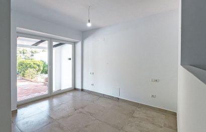 Reventa - House - Detached Villa - Benalmádena - Benalmadena Pueblo