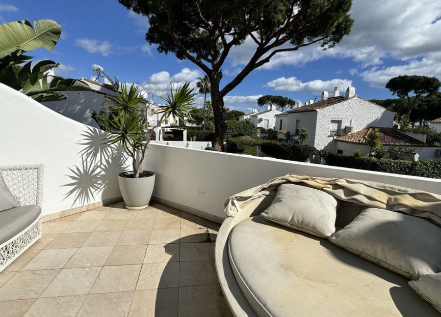 Resale - House - Semi-Detached House - Estepona - Benamara