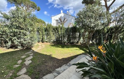 Resale - House - Semi-Detached House - Estepona - Benamara