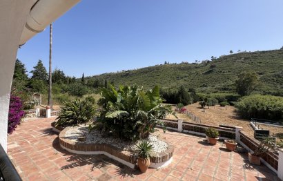 Reventa - House - Finca - Cortijo - Manilva - La Duquesa