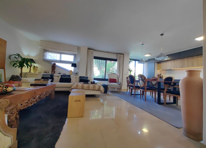 Resale - Apartment - Duplex - Estepona - Estepona Centro