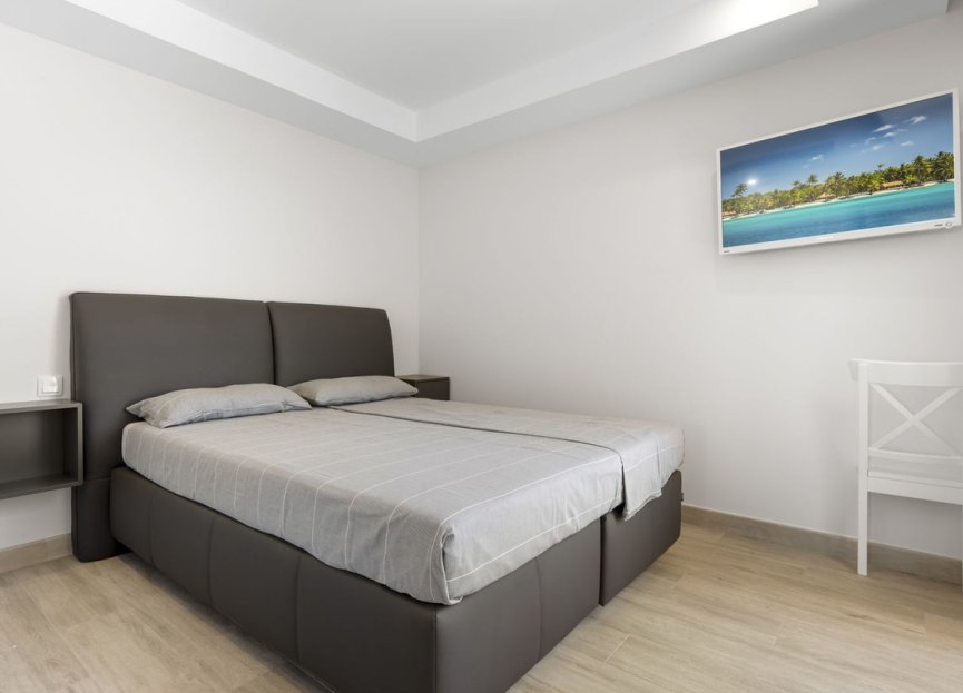 Reventa - Apartment - Penthouse - Estepona - Cancelada