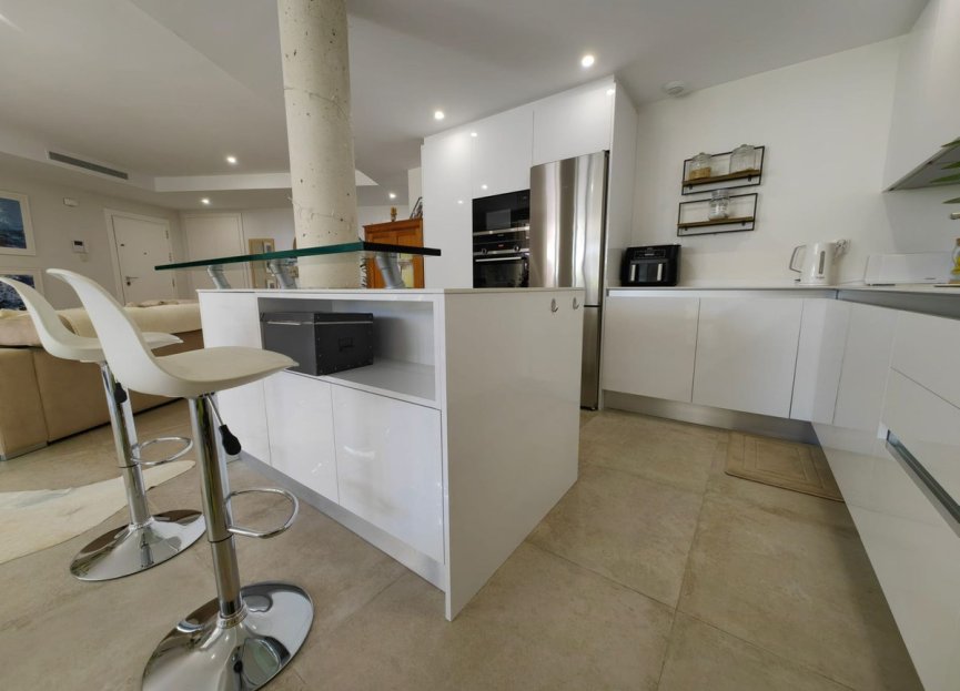 Resale - Apartment - Ground Floor Apartment - Estepona - Estepona Centro