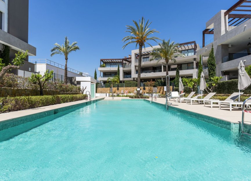 Resale - Apartment - Ground Floor Apartment - Estepona - Estepona Centro