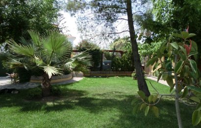 Resale - House - Detached Villa - Estepona - Estepona Centro