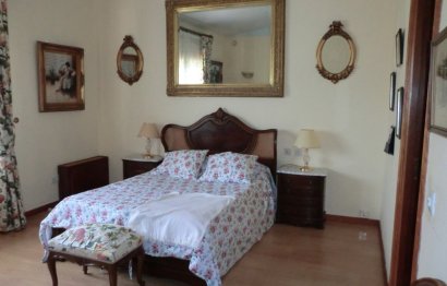 Resale - House - Detached Villa - Estepona - Estepona Centro