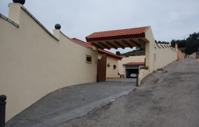 Reventa - House - Bungalow - Estepona - Estepona Centro