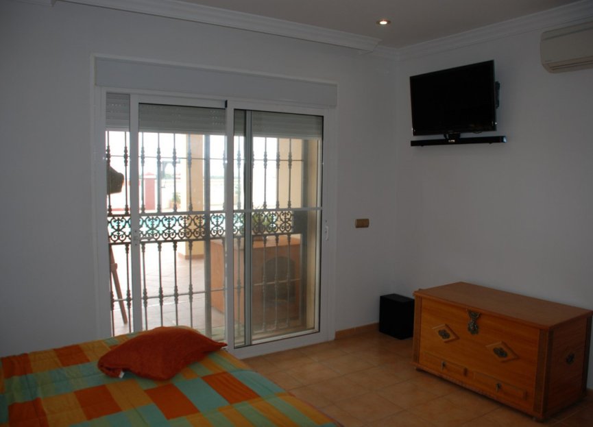 Reventa - House - Bungalow - Estepona - Estepona Centro