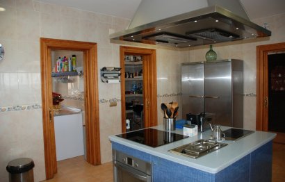 Reventa - House - Bungalow - Estepona - Estepona Centro