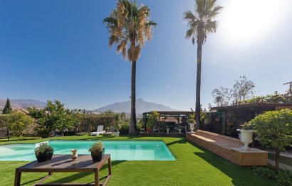 Resale - House - Detached Villa - Marbella - Nueva Andalucia