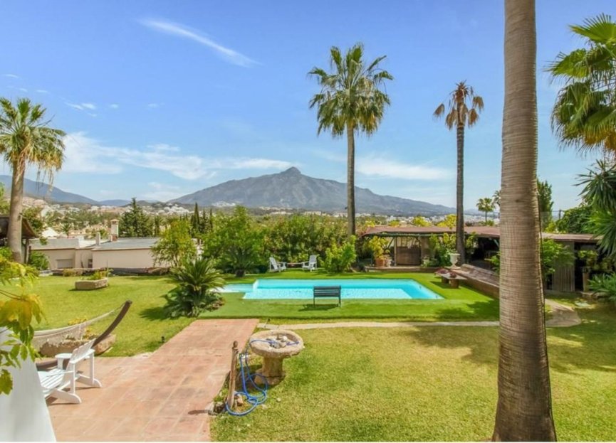 Reventa - House - Detached Villa - Marbella - Nueva Andalucia