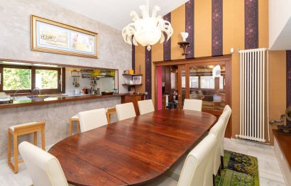 Resale - House - Detached Villa - Marbella - Nueva Andalucia