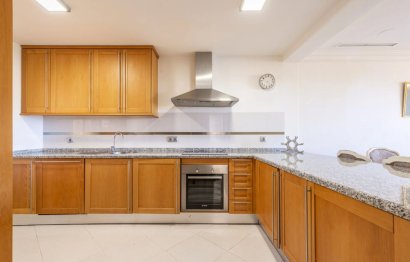 Reventa - Apartment - Middle Floor Apartment - Marbella - Nueva Andalucia