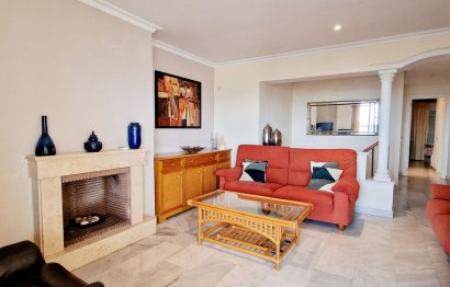 Resale - Apartment - Ground Floor Apartment - Marbella - Nueva Andalucia