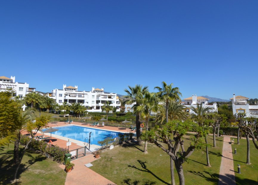 Resale - House - Townhouse - Estepona - Estepona Centro