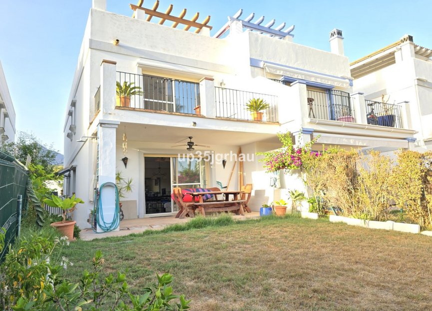 Reventa - House - Semi-Detached House - Estepona - Estepona Centro