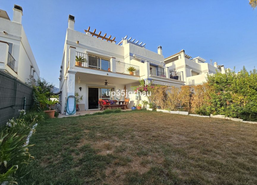 Reventa - House - Semi-Detached House - Estepona - Estepona Centro