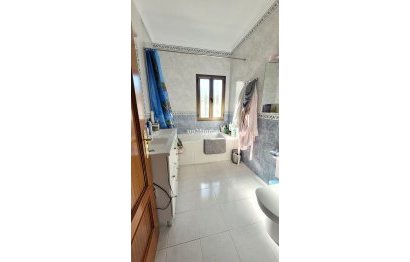 Resale - House - Detached Villa - Estepona - Bel Air