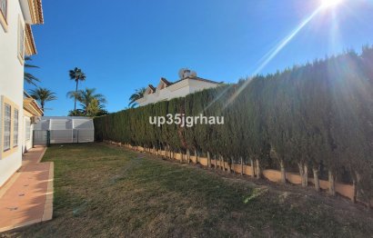 Resale - House - Detached Villa - Estepona - Bel Air