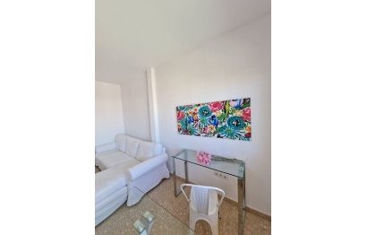 Resale - Apartment - Penthouse - Estepona - Estepona Centro