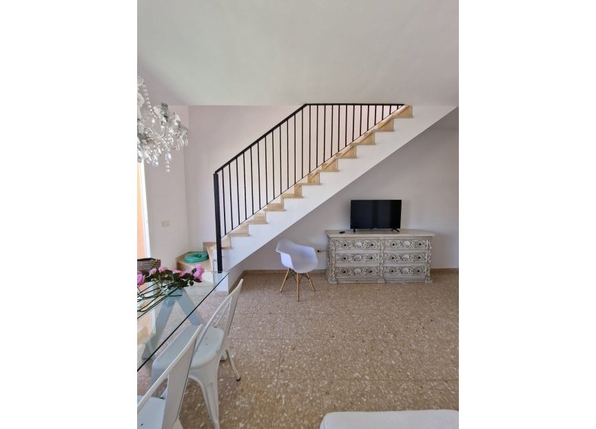 Resale - Apartment - Penthouse - Estepona - Estepona Centro